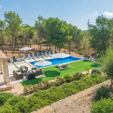 Villa Pins