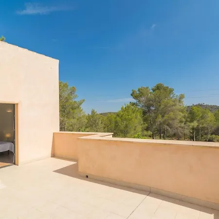 Pins Villa