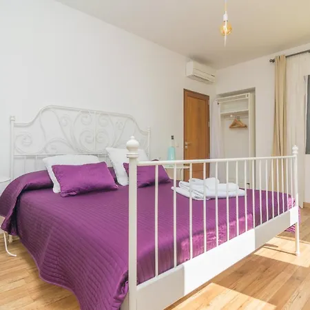 Villa Pins *